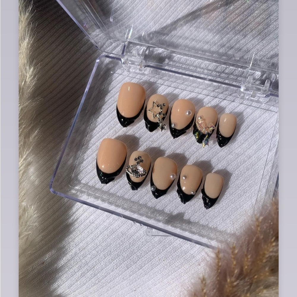 Handmade / press on nails / +free prep included/durable / high quality/ reusable